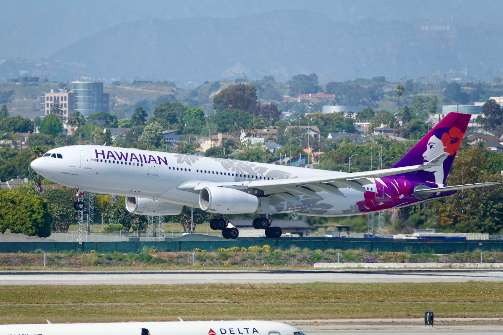 Hawaiian Airlines Airbus A330 will be offering free Starlink internet access